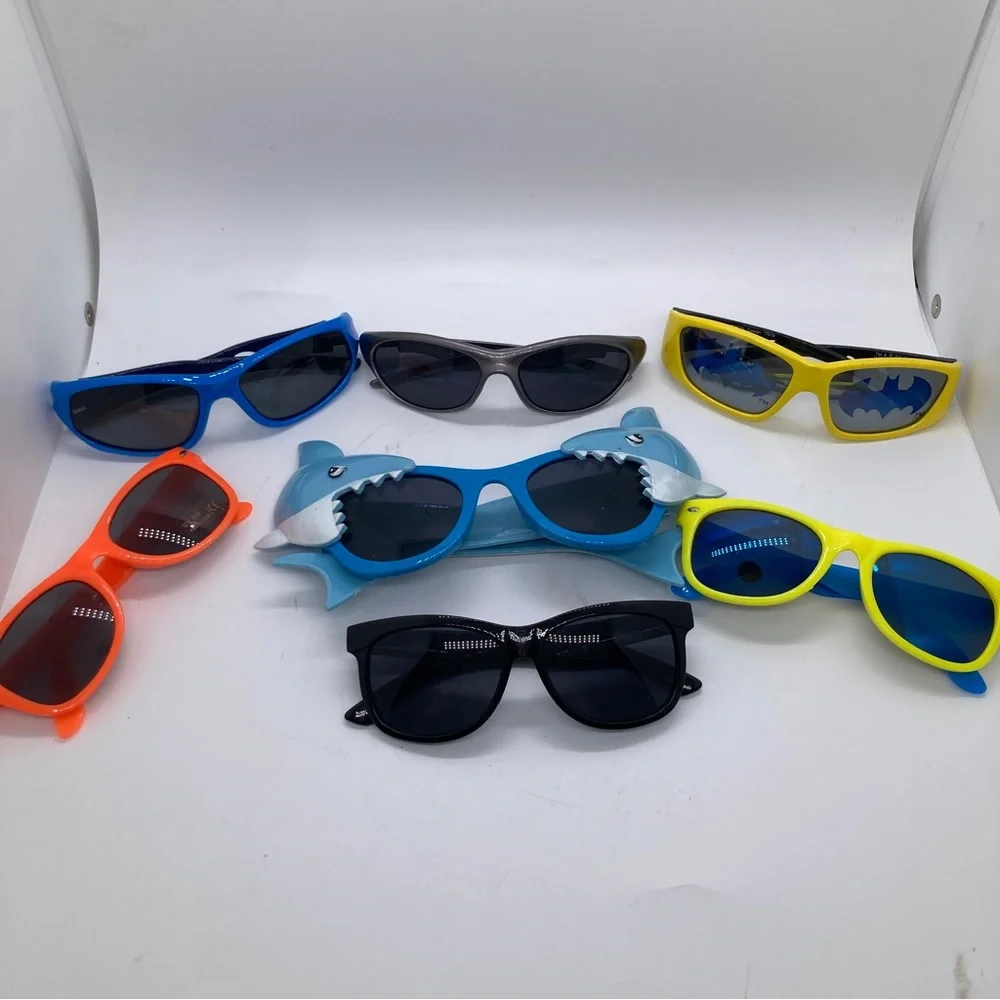 7 Boys Sunglasses Novelty Batman Shark Neon Preowned